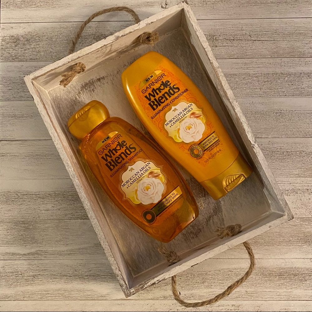 Garnier Whole Blends - Illuminating